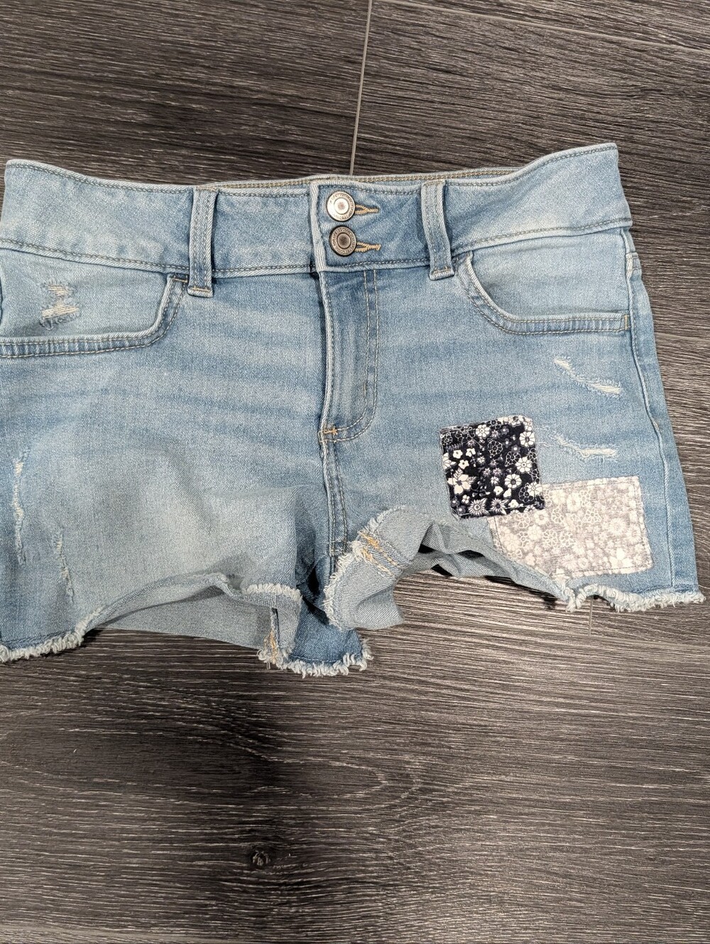 SO Light Blue Cropped Denim Jean Shorts with Frayed Hem